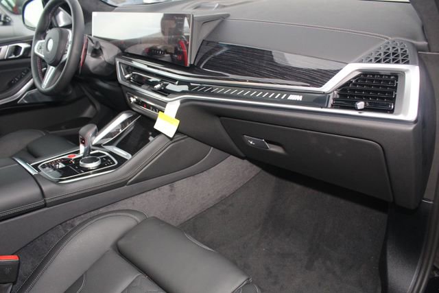 New 2026 BMW X5 M Competition w/ Executive Package image 24