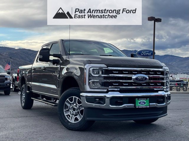 New 2026 Ford F250 Lariat w/ Lariat Premium Package
