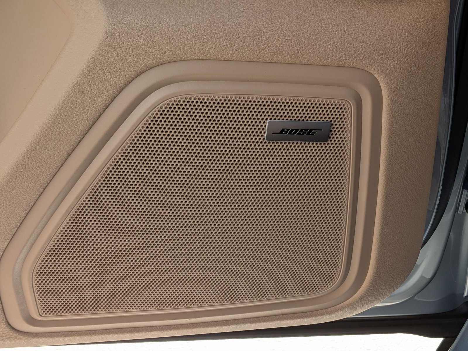 New 2026 Porsche Macan image 14