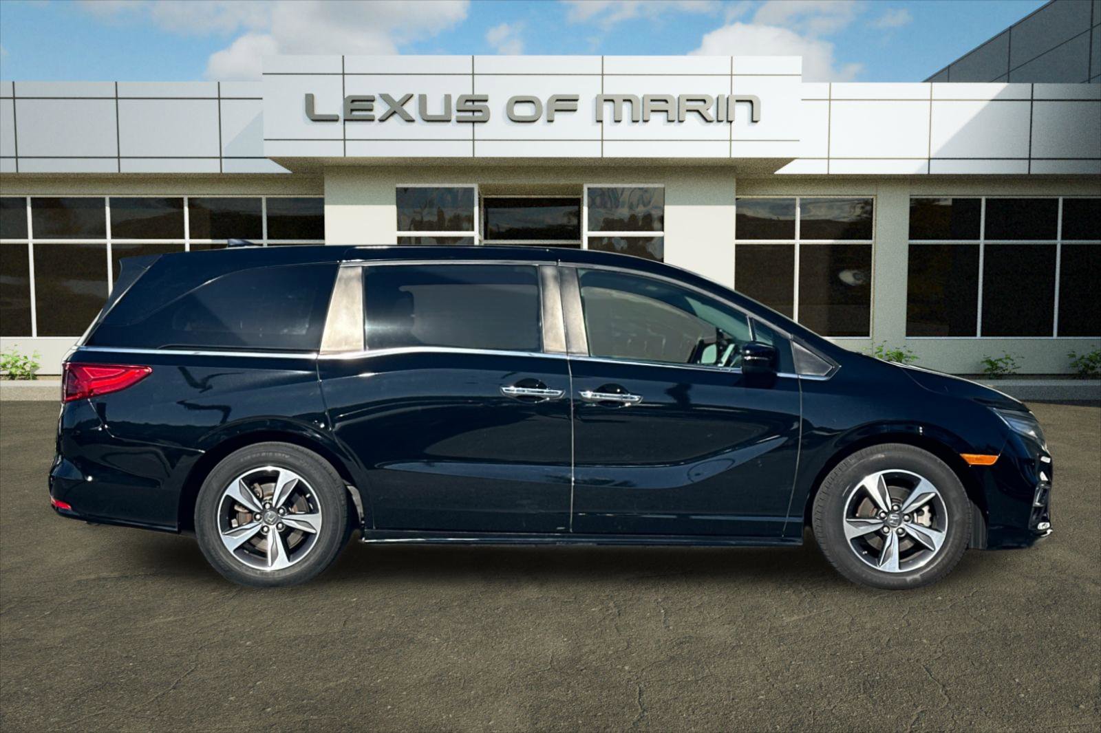 Used 2019 Honda Odyssey Touring image 7