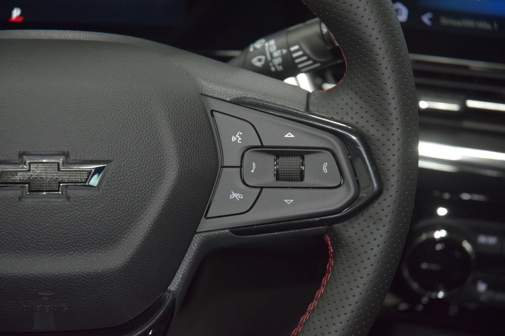 New 2026 Chevrolet Trax RS w/ Driver Confidence Package FWD image 37