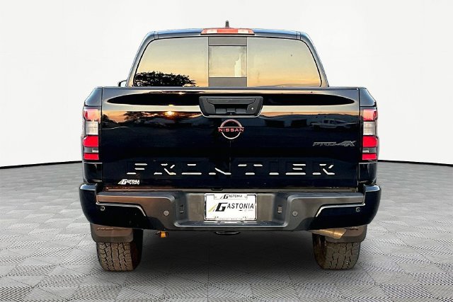 Used 2024 Nissan Frontier PRO-4X w/ Technology Package AWD/4WD image 6