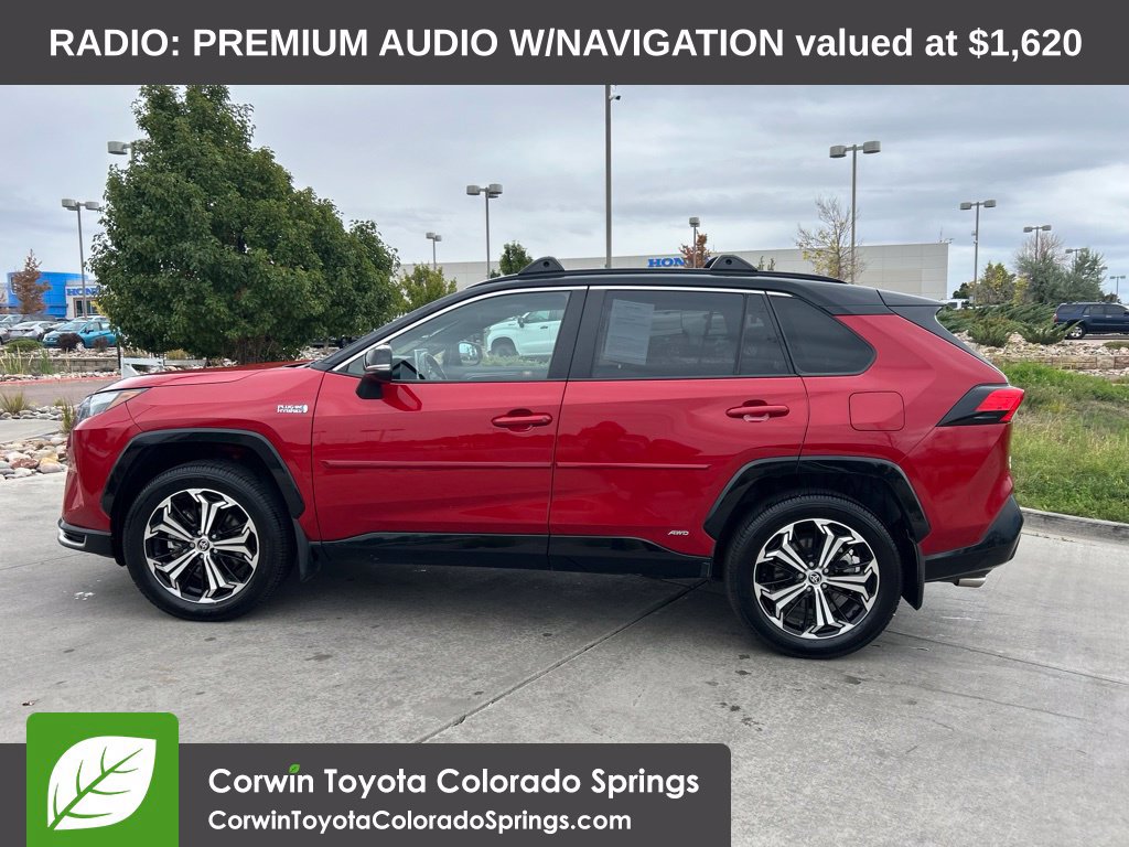 Used 2022 Toyota RAV4 XSE w/ Protection Package (TMS) AWD/4WD image 5