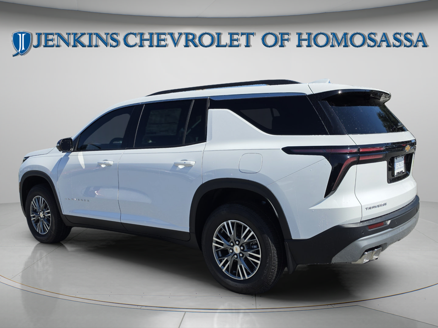New 2027 Chevrolet Traverse LT w/ Driver Confidence Package FWD image 8