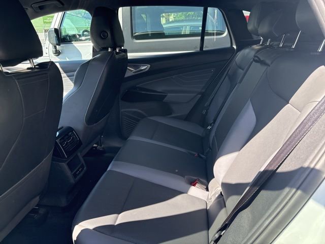 Used 2023 Volkswagen ID.4 Pro S AWD/4WD image 8