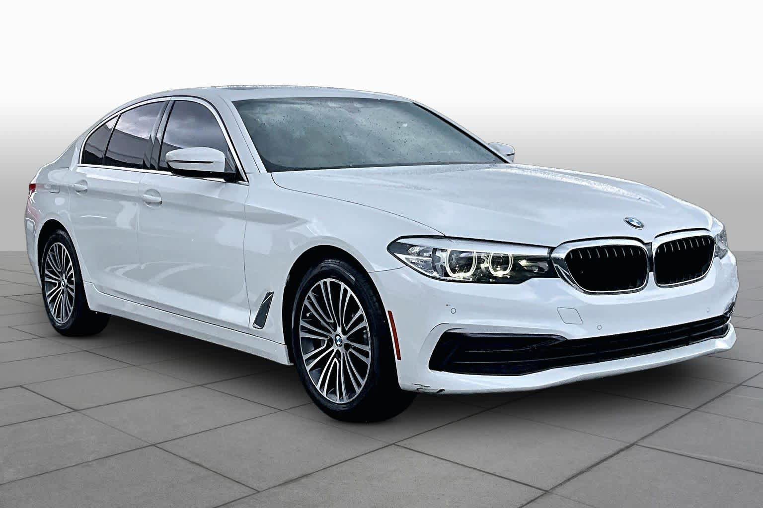 Used 2019 BMW 530i w/ Convenience Package RWD image 2