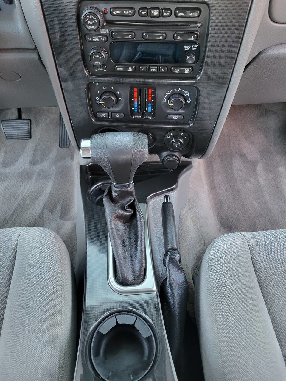 Used 2006 GMC Envoy SLE w/ Sle Preferred Equipment Group image 25
