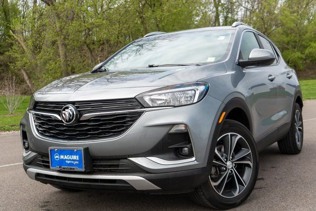 Used 2023 Buick Encore GX Select w/ Safety Package II AWD/4WD image 1