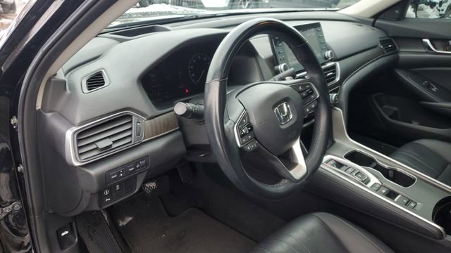 Used 2022 Honda Accord Touring image 10