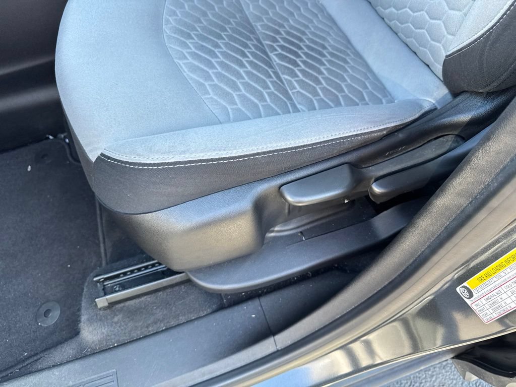 Used 2019 Chevrolet Equinox LS FWD image 6