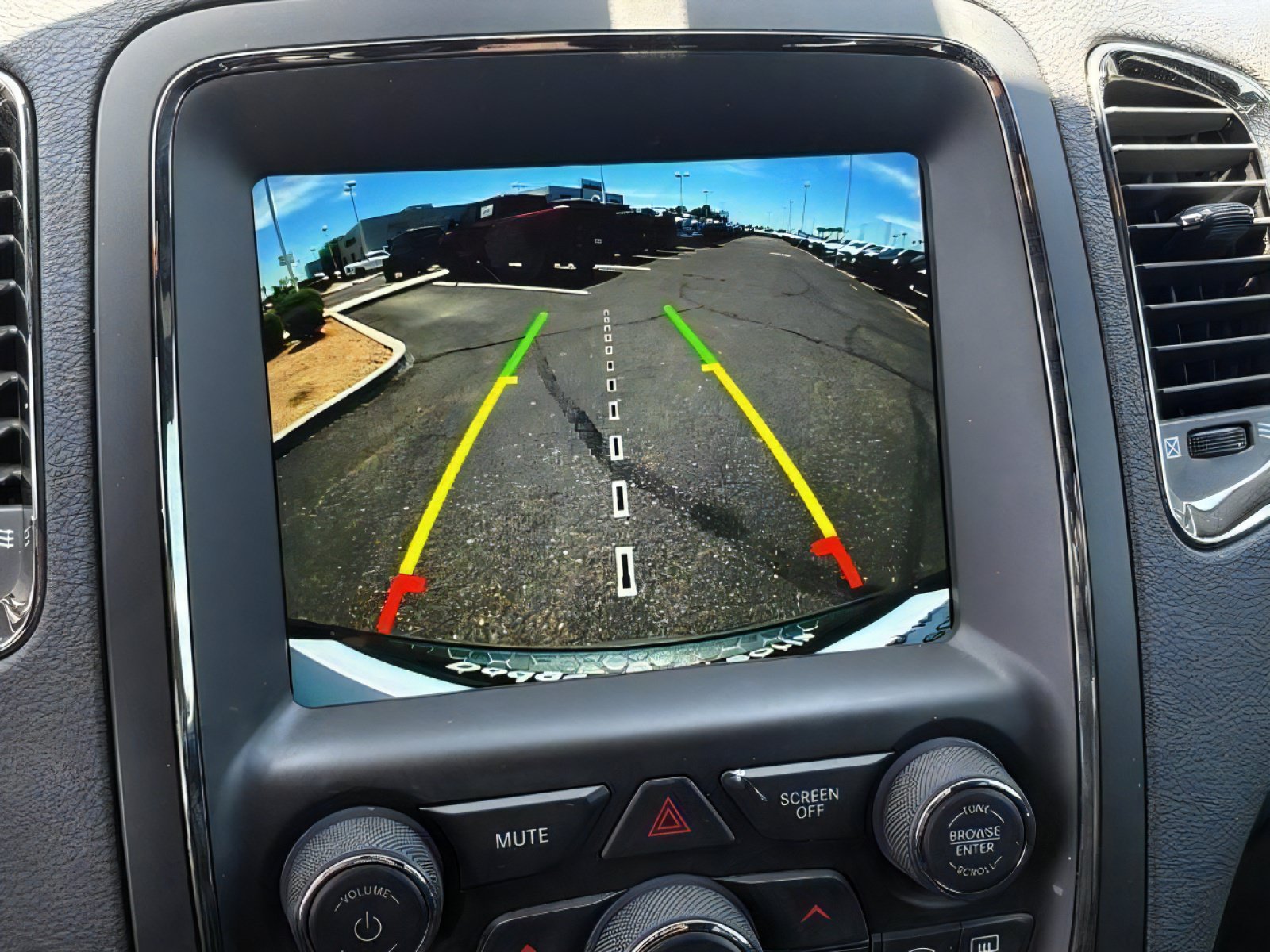 Used 2020 Dodge Durango GT RWD image 25