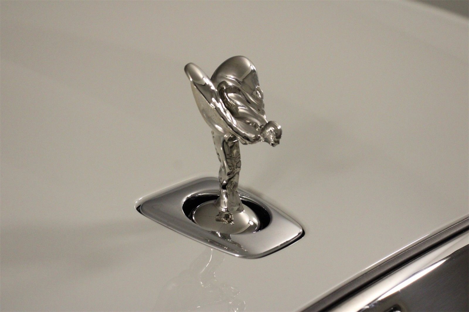 New 2025 Rolls-Royce Ghost image 15