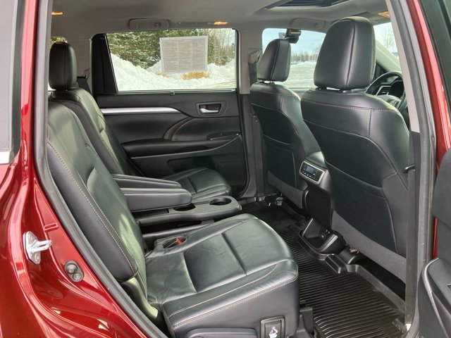 Used 2017 Toyota Highlander XLE image 20