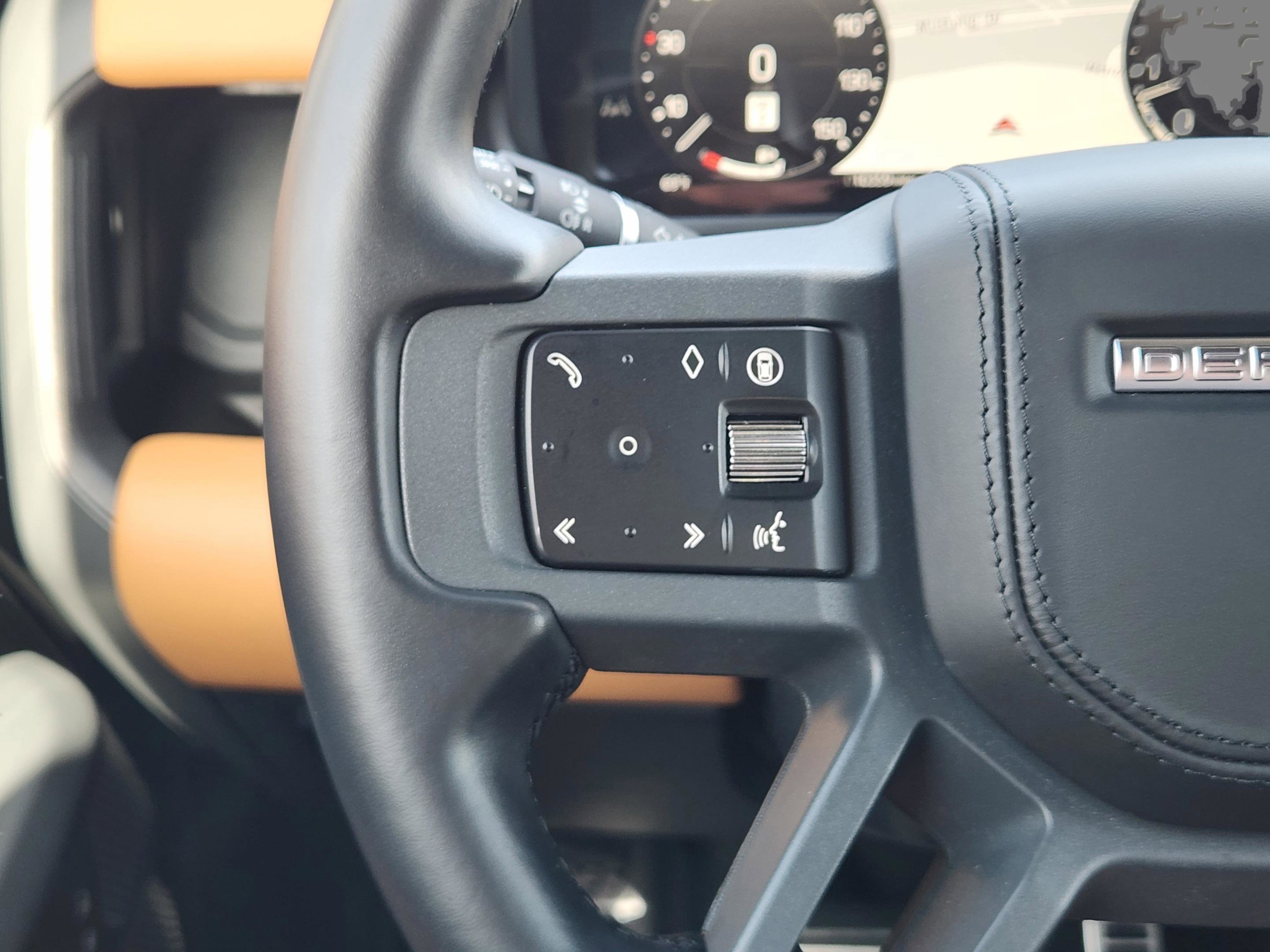 Certified 2024 Land Rover Defender 110 X AWD/4WD image 23