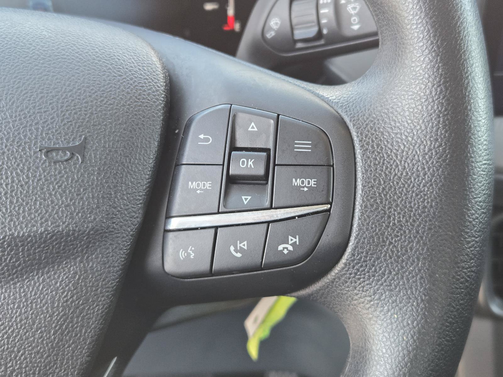 Used 2025 Ford Maverick XL FWD image 18
