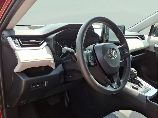 Used 2022 Toyota RAV4 XLE AWD/4WD image 13