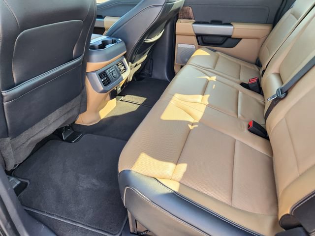 Used 2024 Ford F250 Lariat w/ Chrome Package AWD/4WD image 32