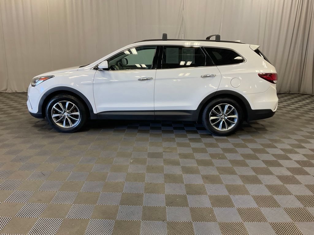 Used 2019 Hyundai Santa Fe XL SE FWD image 15