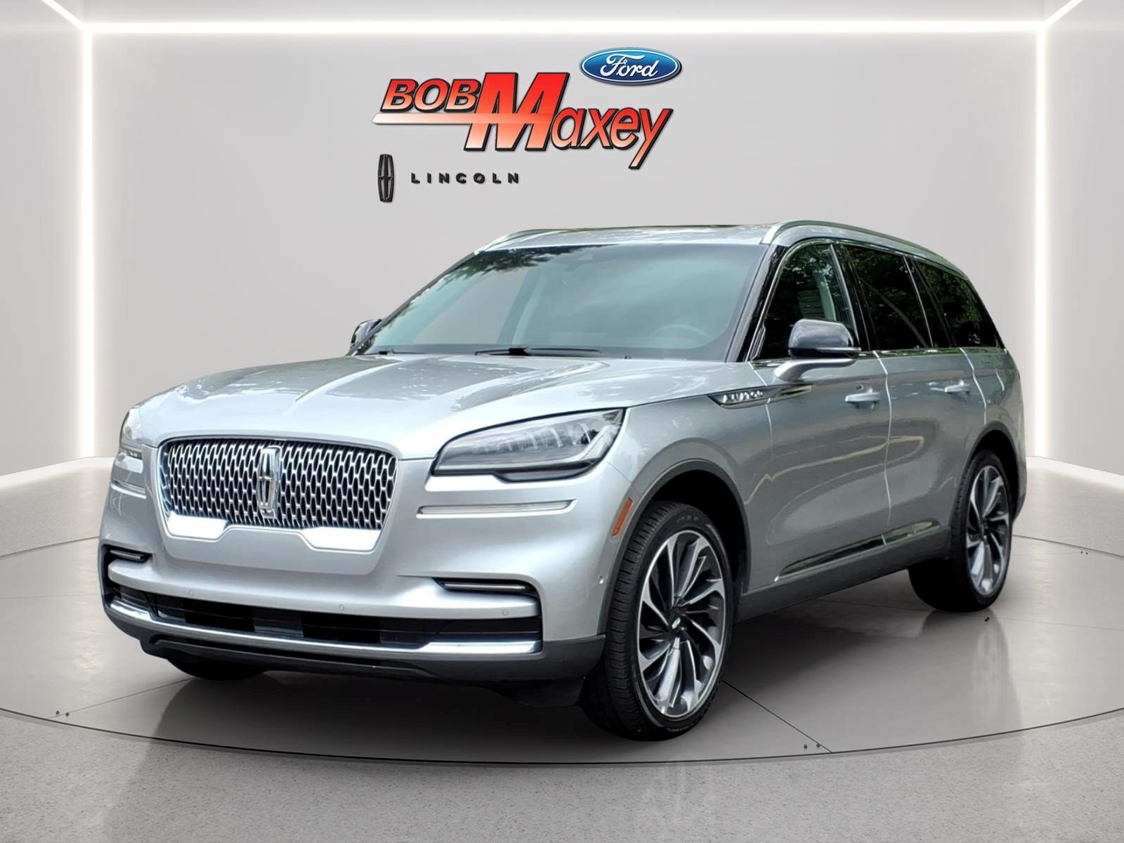 Used 2024 Lincoln Aviator Reserve w/ Equipment Group 201A AWD/4WD video 1