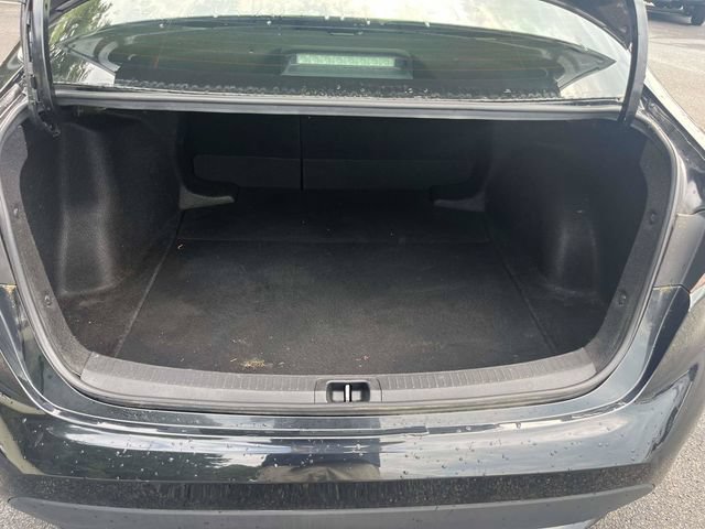 Used 2021 Toyota Corolla LE FWD image 12