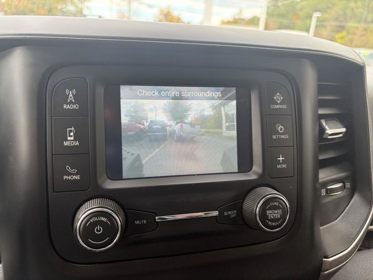 Used 2019 RAM 5500 Tradesman w/ Electrical Accessory Group AWD/4WD image 28