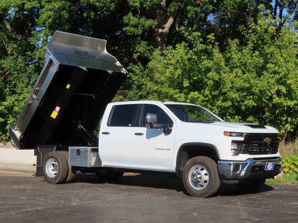New 2025 Chevrolet Silverado 3500 W/T AWD/4WD image 2