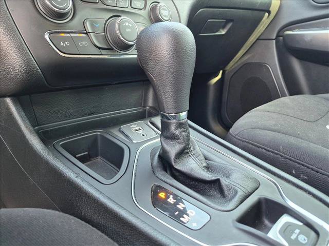 Used 2020 Jeep Cherokee Latitude FWD image 12
