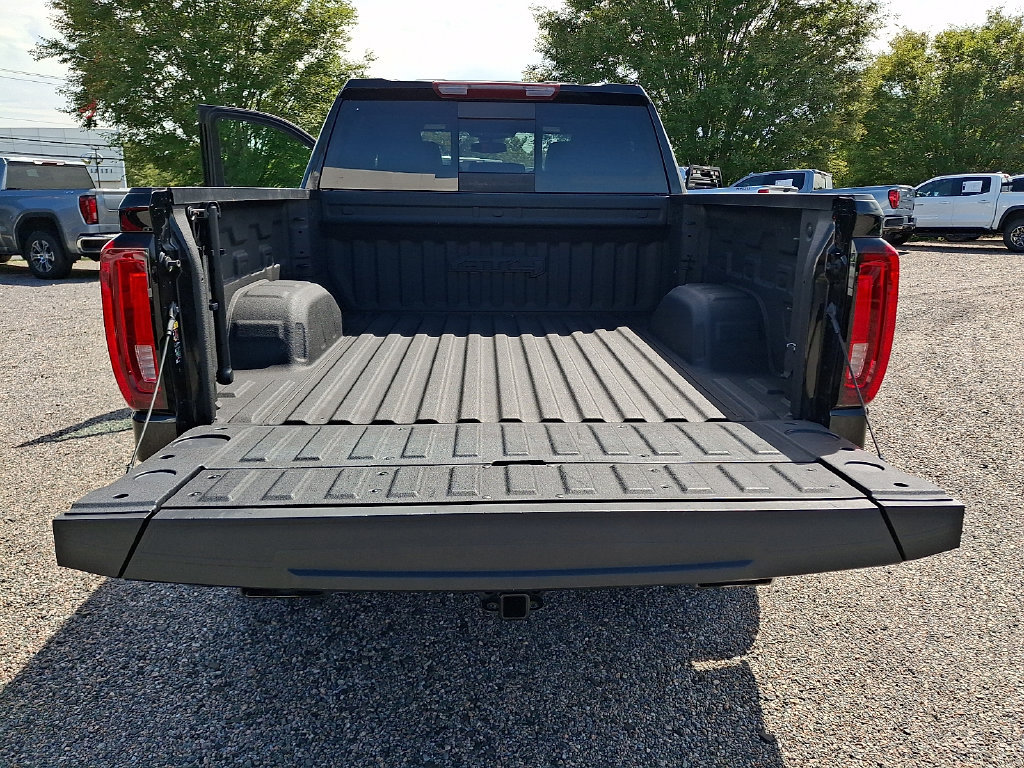 Certified 2023 GMC Sierra 1500 AT4 w/ AT4 Premium Package AWD/4WD image 29