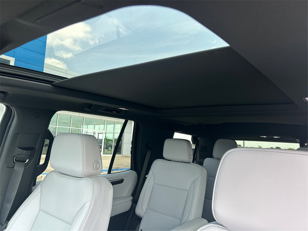 New 2025 Chevrolet Tahoe Premier w/ Sun And Tow Package image 20