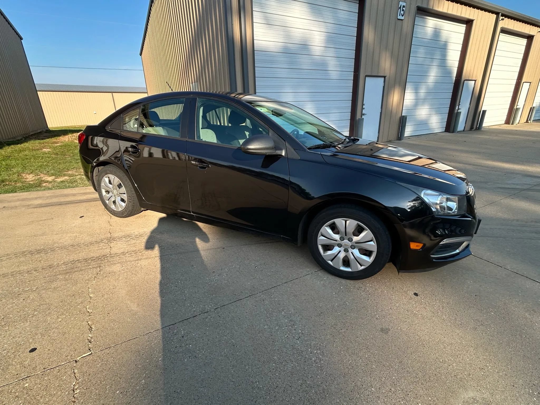 Used 2015 Chevrolet Cruze LS FWD image 3