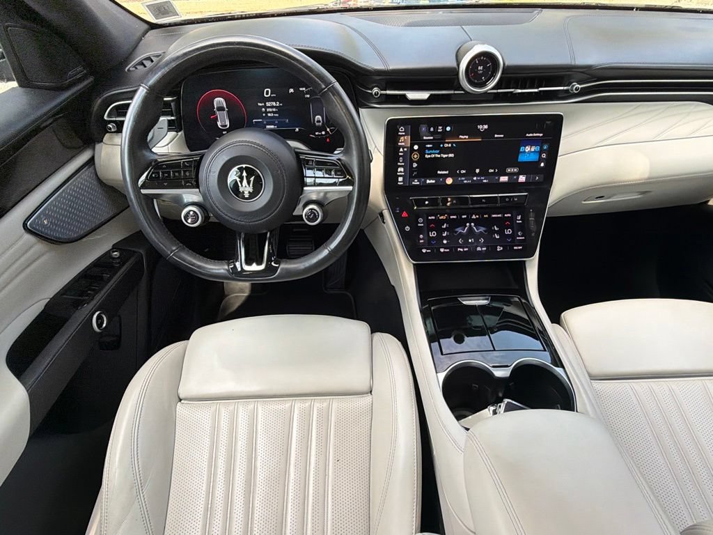 Used 2023 Maserati Grecale Modena AWD/4WD image 26