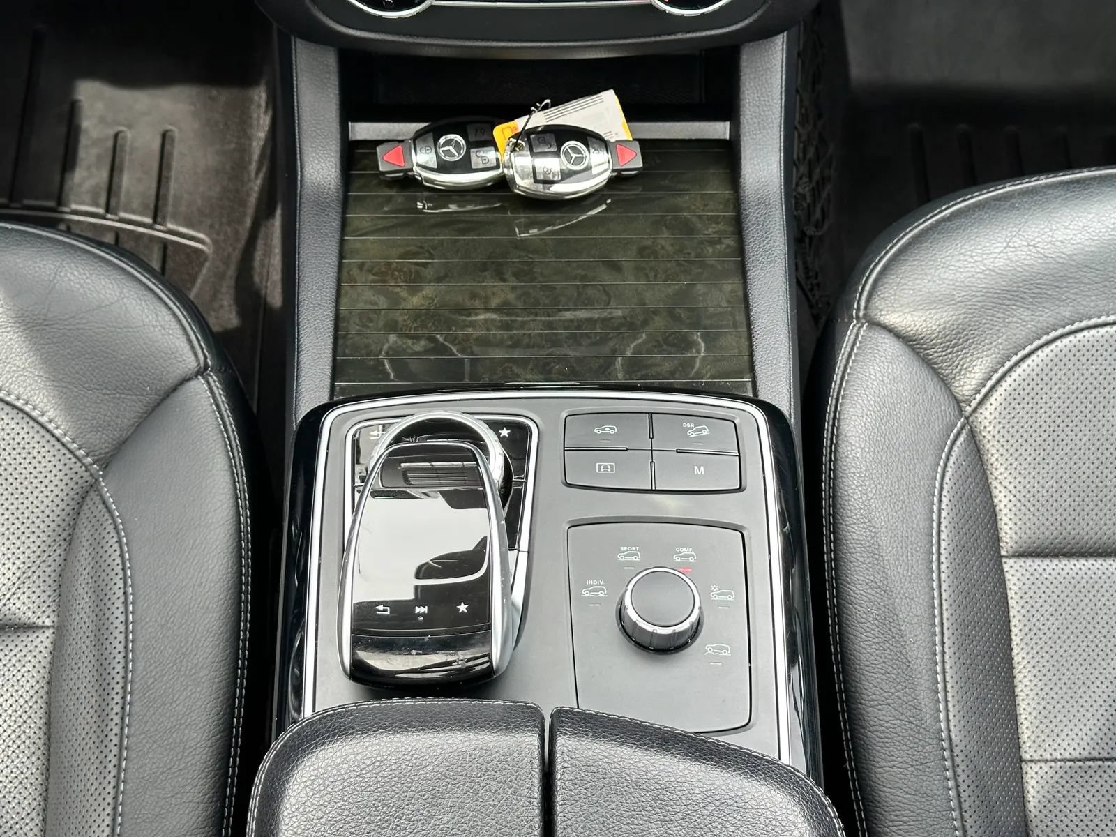 Used 2018 Mercedes-Benz GLS 550 4MATIC w/ Driver Assistance Package image 31