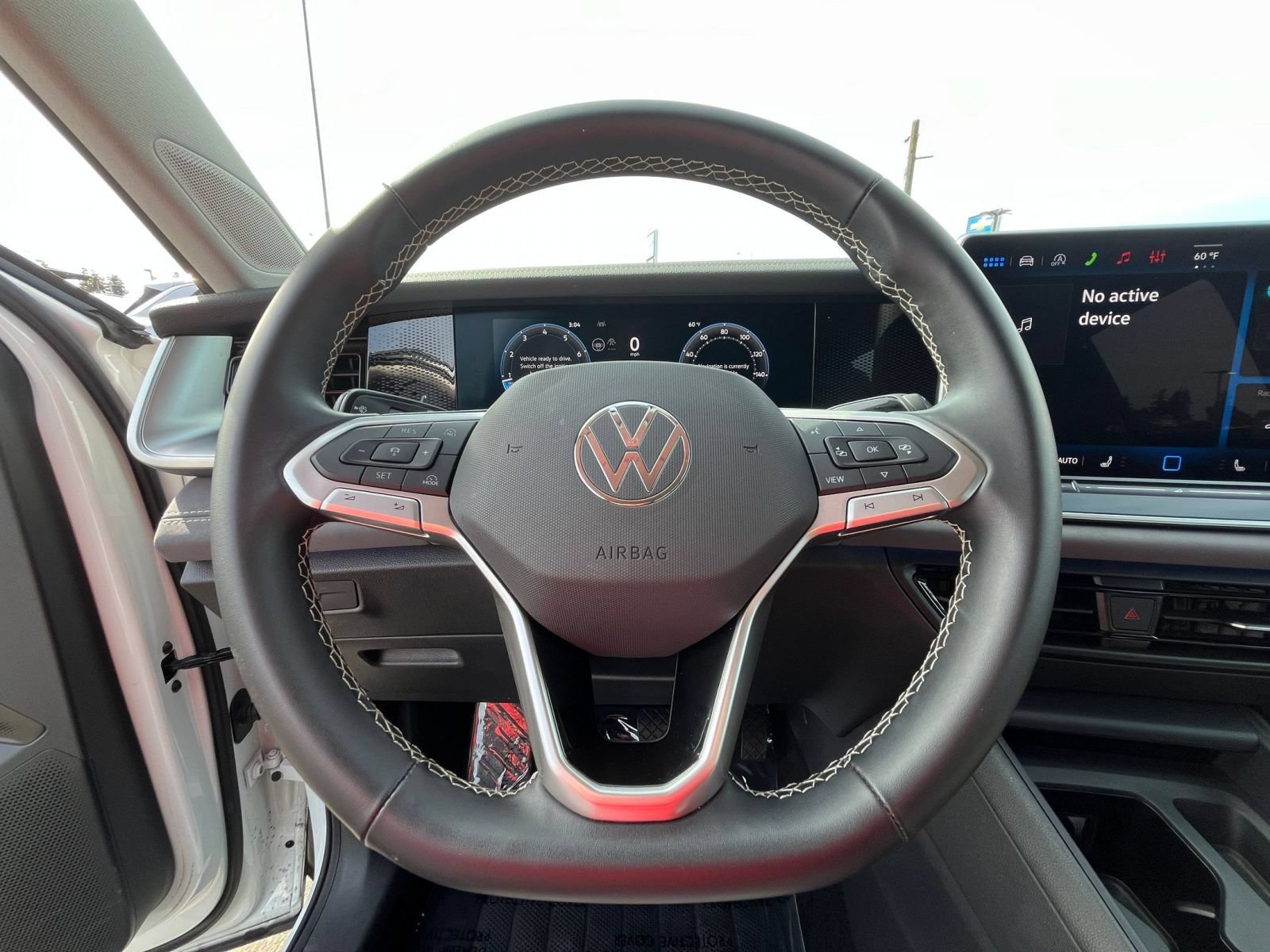 Used 2026 Volkswagen Tiguan SE AWD/4WD image 29