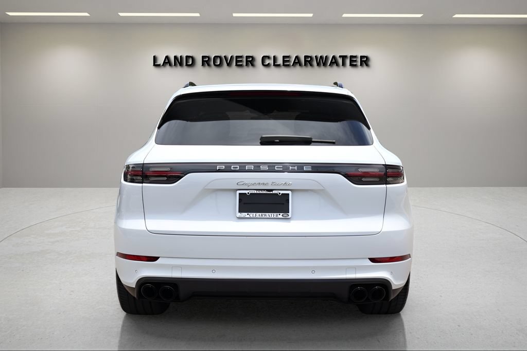 Used 2023 Porsche Cayenne Turbo AWD/4WD image 4