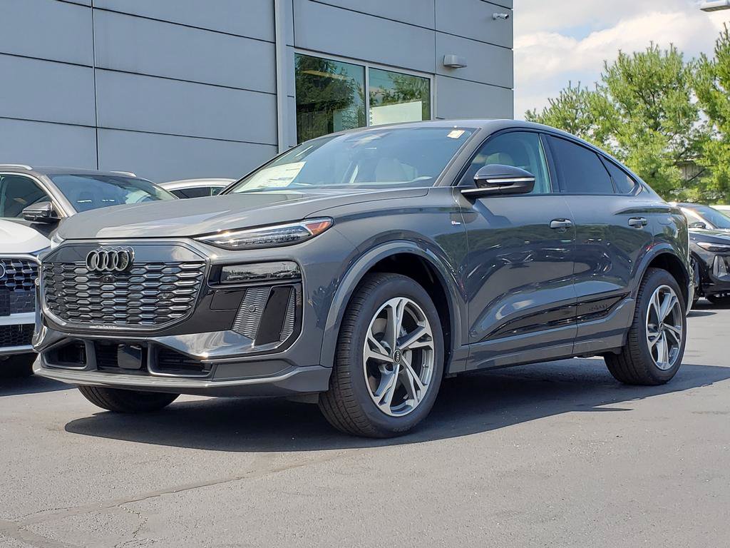 New 2027 Audi Q6 e-tron Premium Plus AWD/4WD image 1