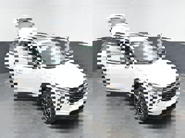 New 2026 Chevrolet Trax RS w/ Sunroof Package image 48