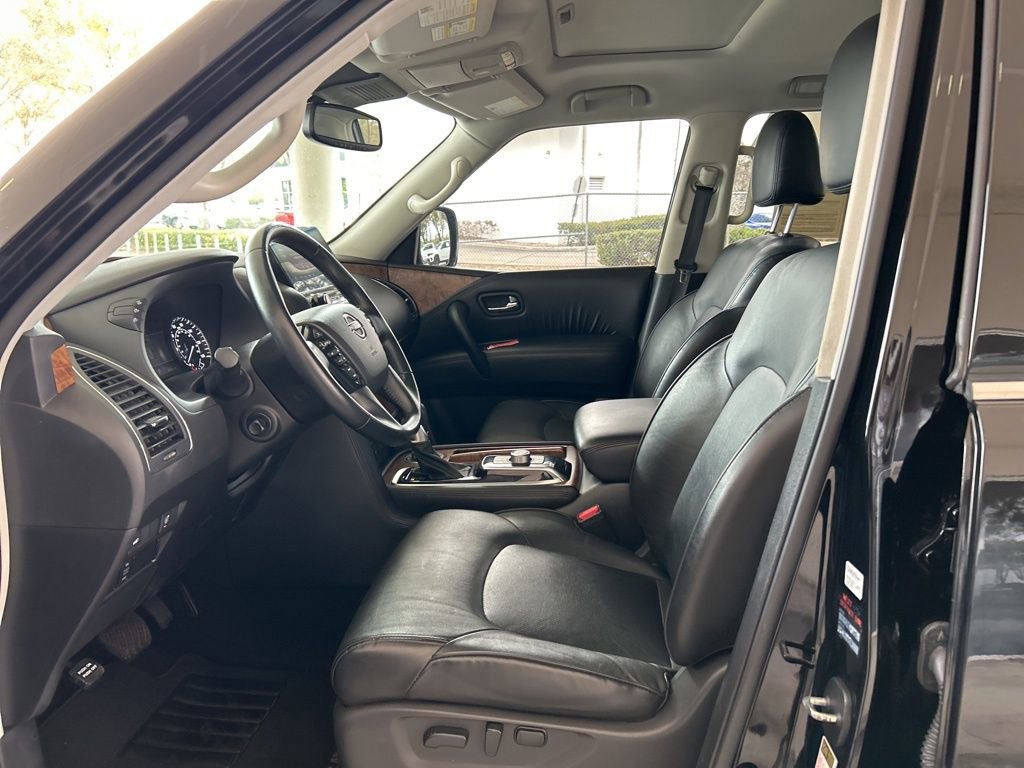 Used 2022 Nissan Armada SL w/ Captain's Chairs Package image 5