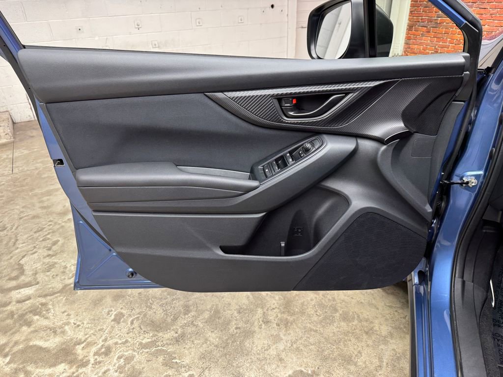 Used 2023 Subaru Crosstrek 2.0i AWD/4WD image 9