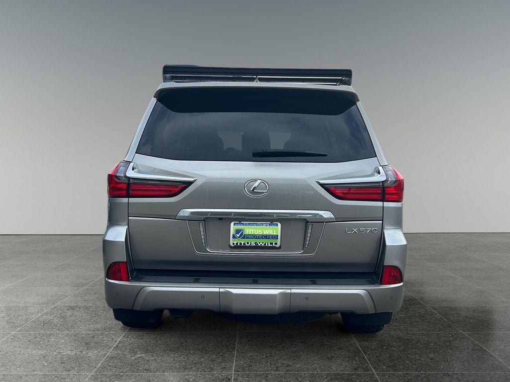 Used 2021 Lexus LX 570 4WD w/ Luxury Package image 8