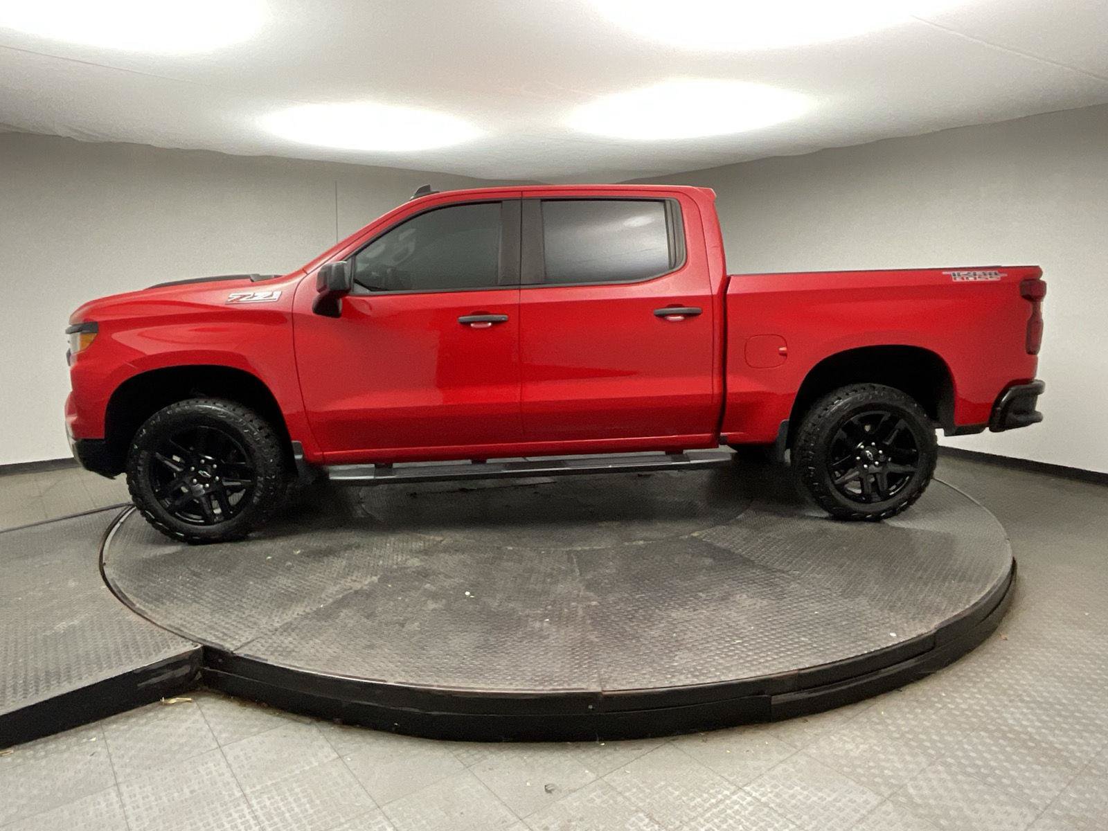Certified 2023 Chevrolet Silverado 1500 Custom Trail Boss AWD/4WD image 4