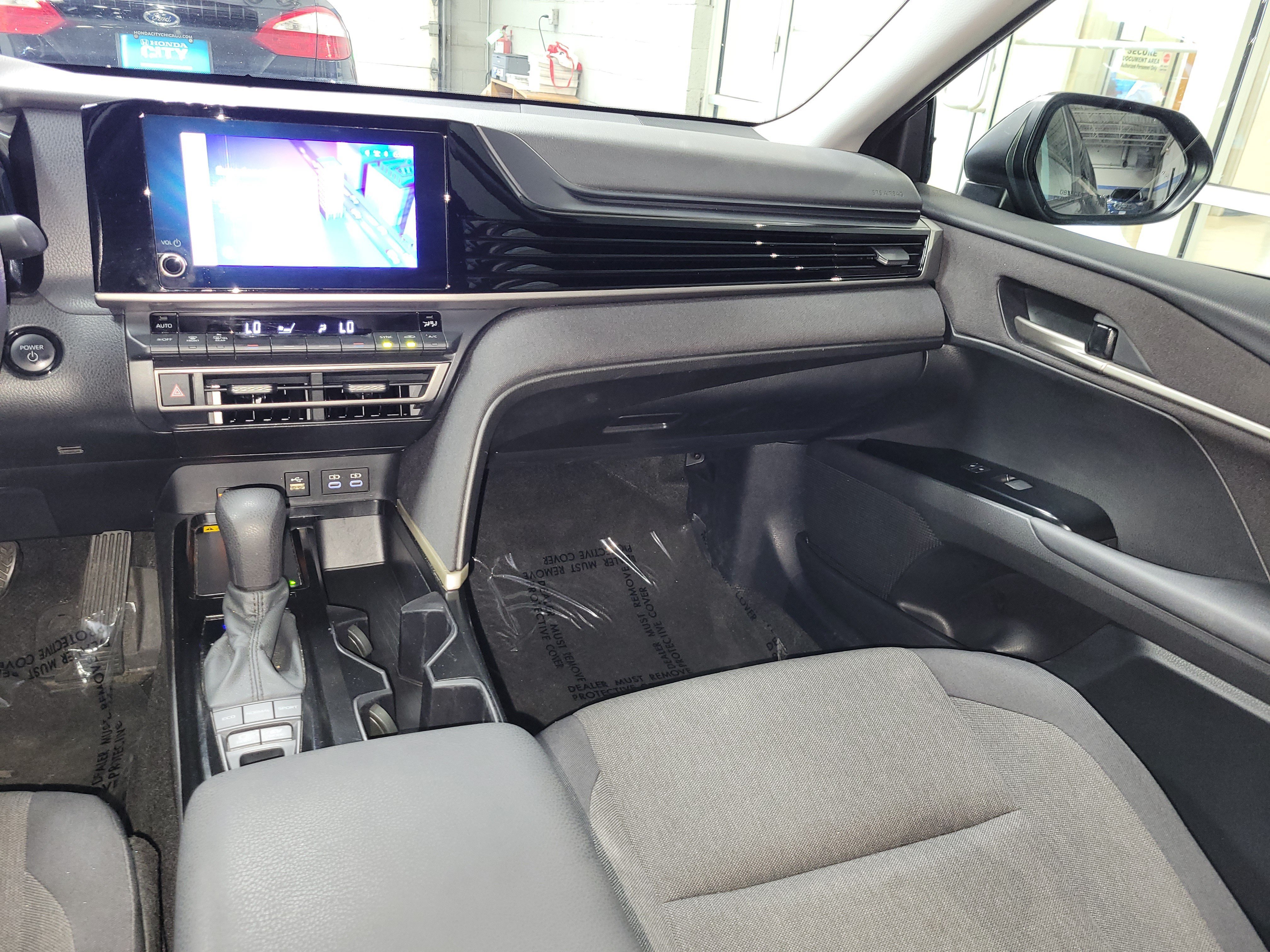Used 2025 Toyota Camry LE FWD image 14