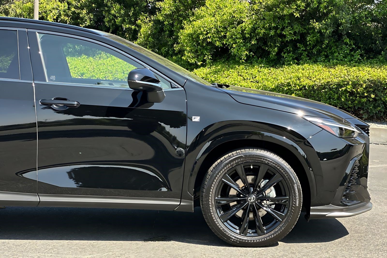 Certified 2022 Lexus NX 450h+ F Sport w/ Vision Package AWD/4WD image 35