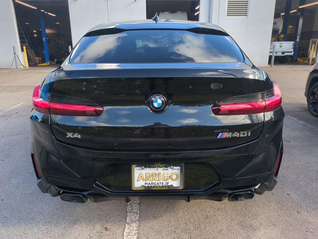 Used 2025 BMW X4 M40i image 7