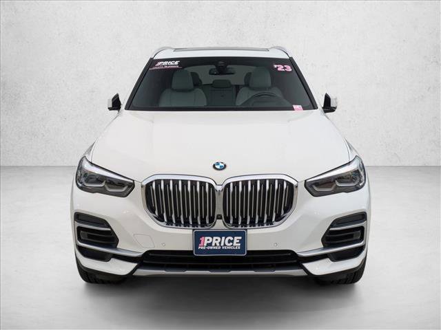 Used 2023 BMW X5 xDrive40i w/ Premium Package image 2