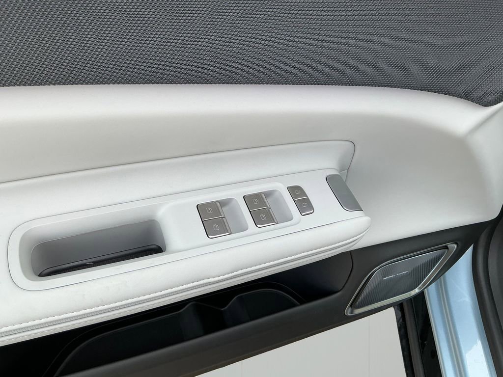 New 2026 Polestar Polestar 4 image 13