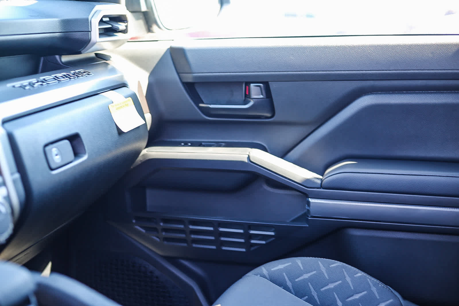 New 2026 Toyota Tacoma SR5 AWD/4WD image 20