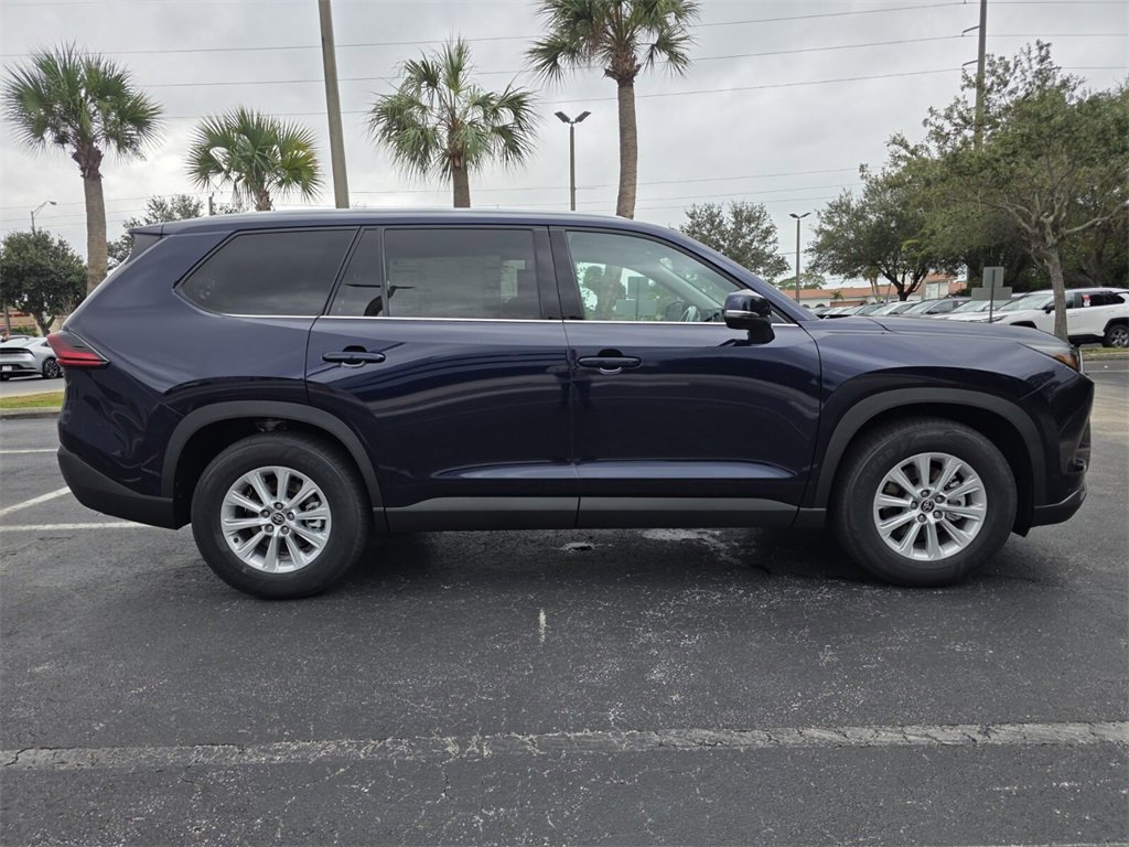 New 2026 Toyota Grand Highlander XLE image 12