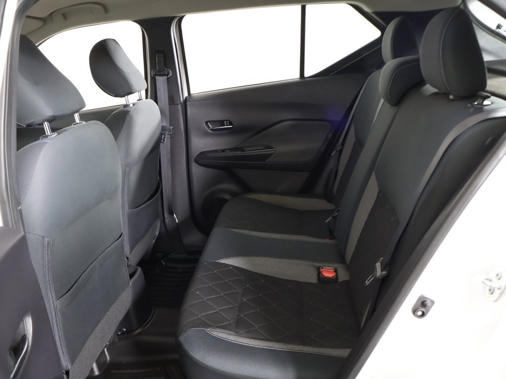 Used 2019 Nissan Kicks SV image 29