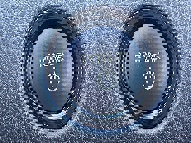 Used 2025 Toyota Camry LE image 23