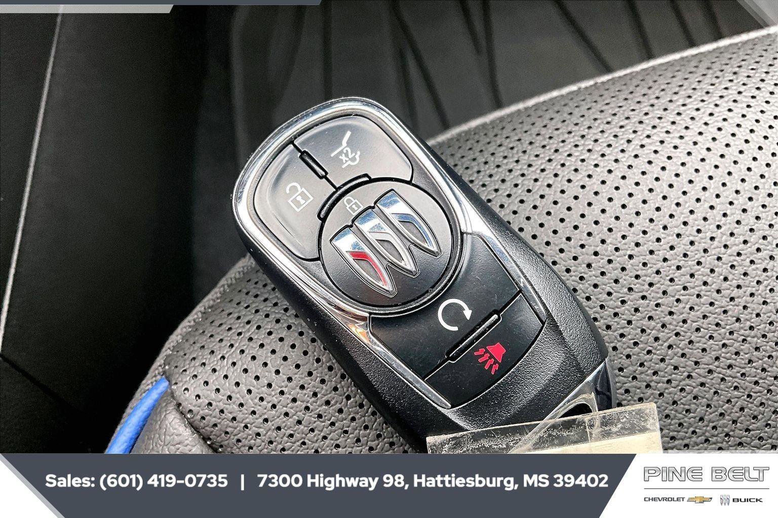 Used 2026 Buick Encore GX Sport Touring image 9